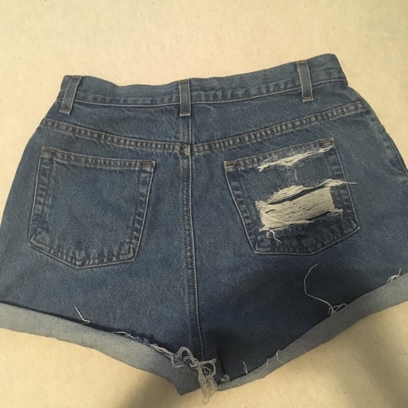 HIGHWASTED SHORT - Picture 5 of 7